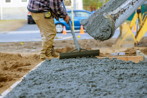 Best Concrete Pool Decks in Petersburg, VA